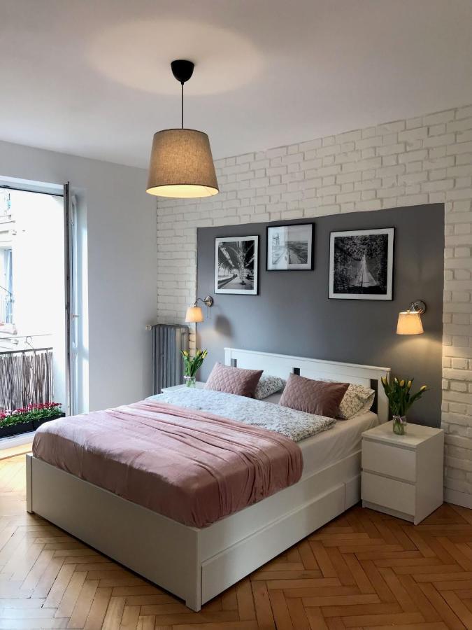 Klimatyczny Apartament Pod Ratuszem -Ul. Slaska 2 Częstochowa Exteriör bild